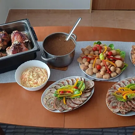 בית נופש Jitrenka S Cateringem *